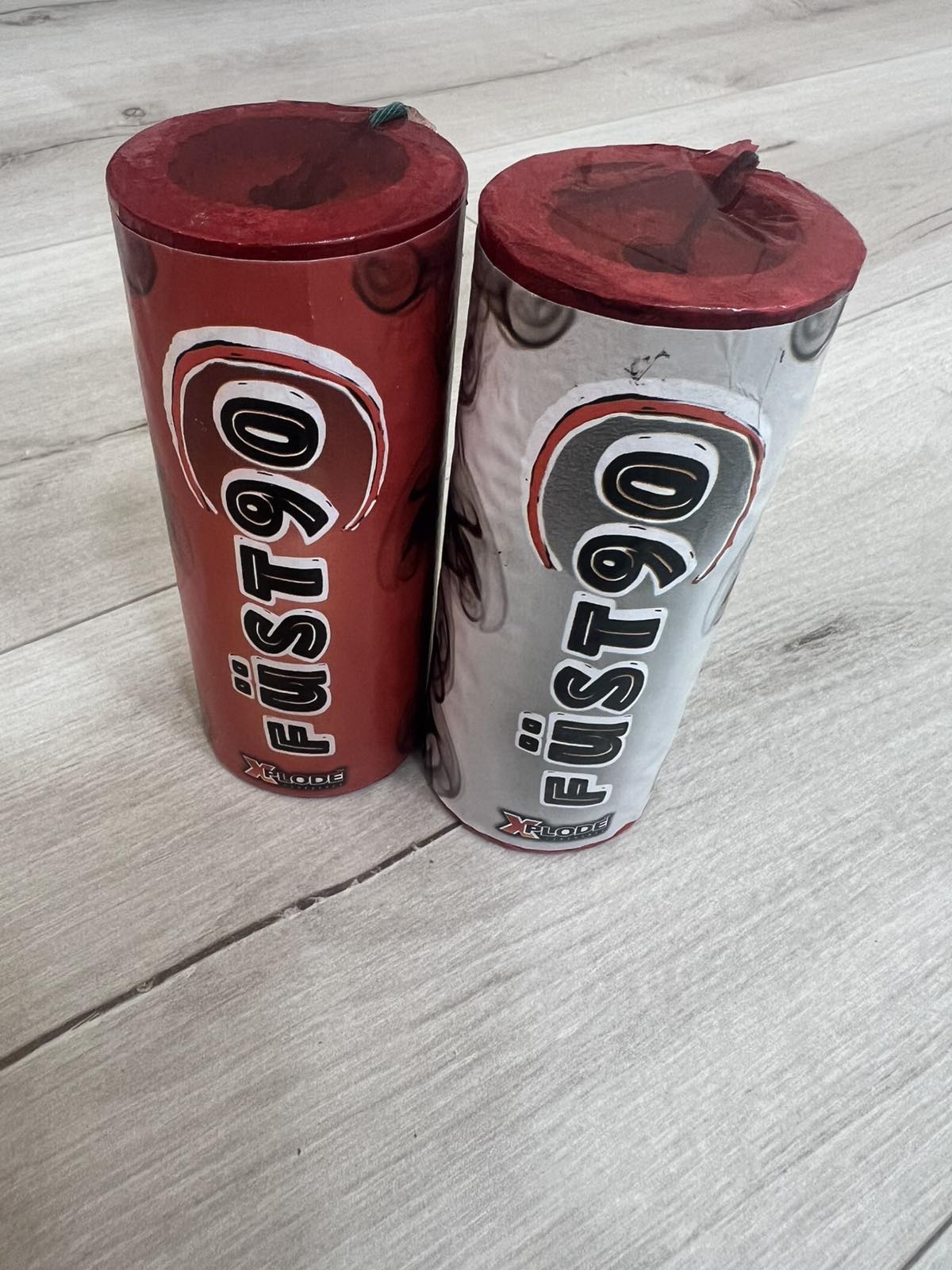 Anglia/szurkolói csomag (2 db/csomag) Füstgyertya 70_2_90_piros_fehér